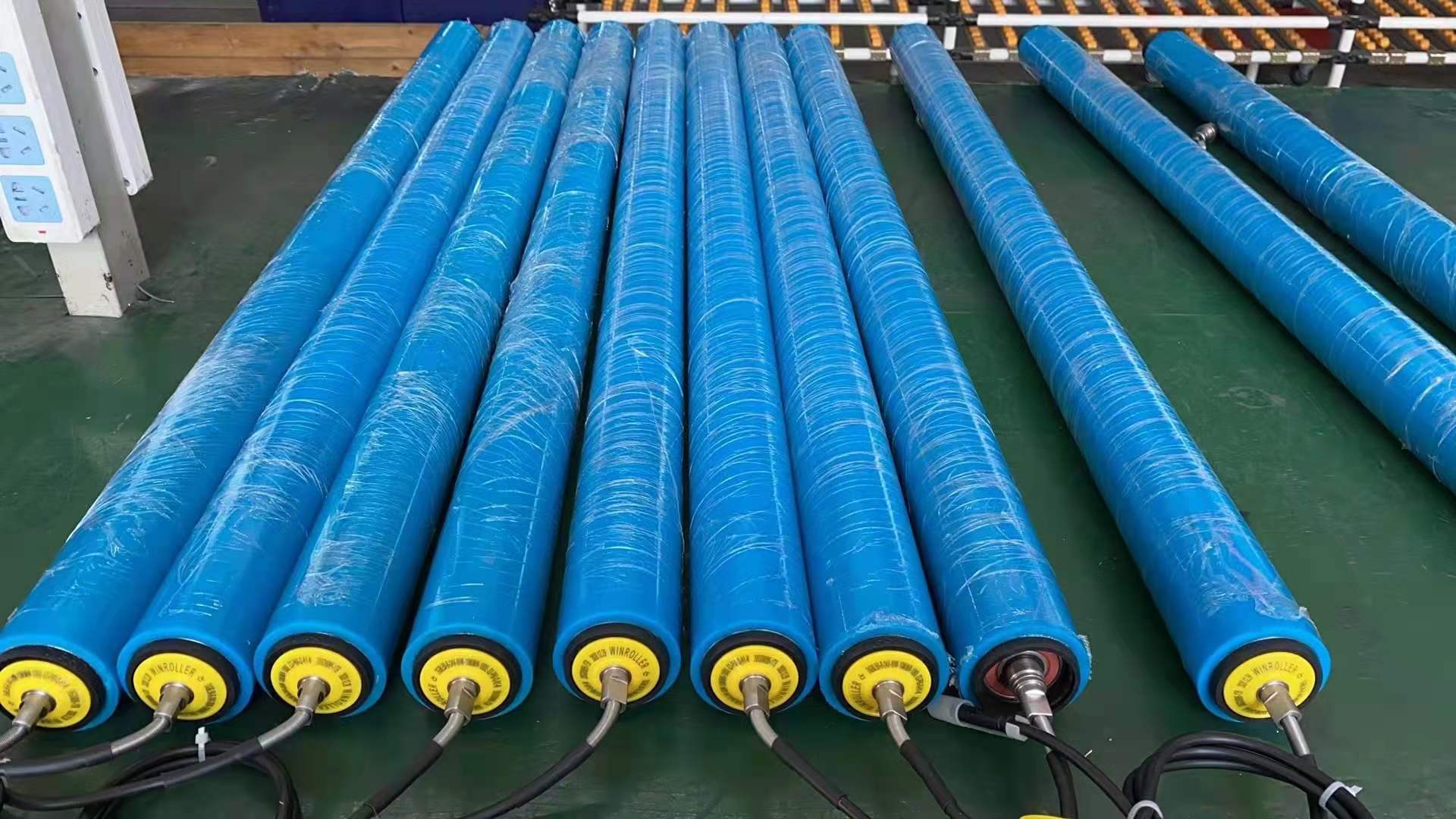 Poly-v pulley direct current steel motor driven roller with PU coating Poly-v pulley direct current steel motor driven roller with PU coating