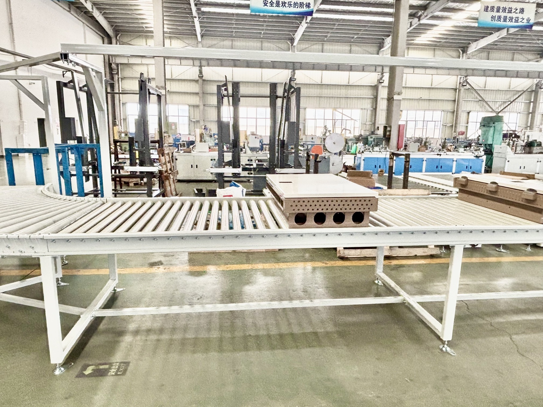 Successful Custom Order: U-Shaped Non-Powered Roller Conveyor Lines for Electrical Assembly