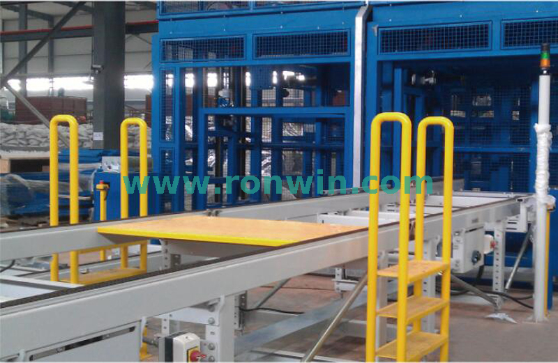  Heavy Load Pallet Chain Conveyor System with Support Roller