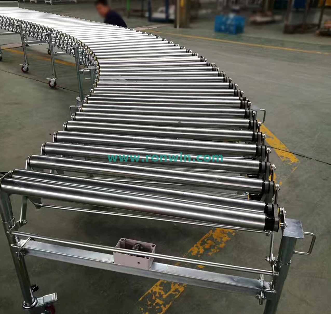 Free Curve Flexible Extendable Timing Driven Roller Conveyor 