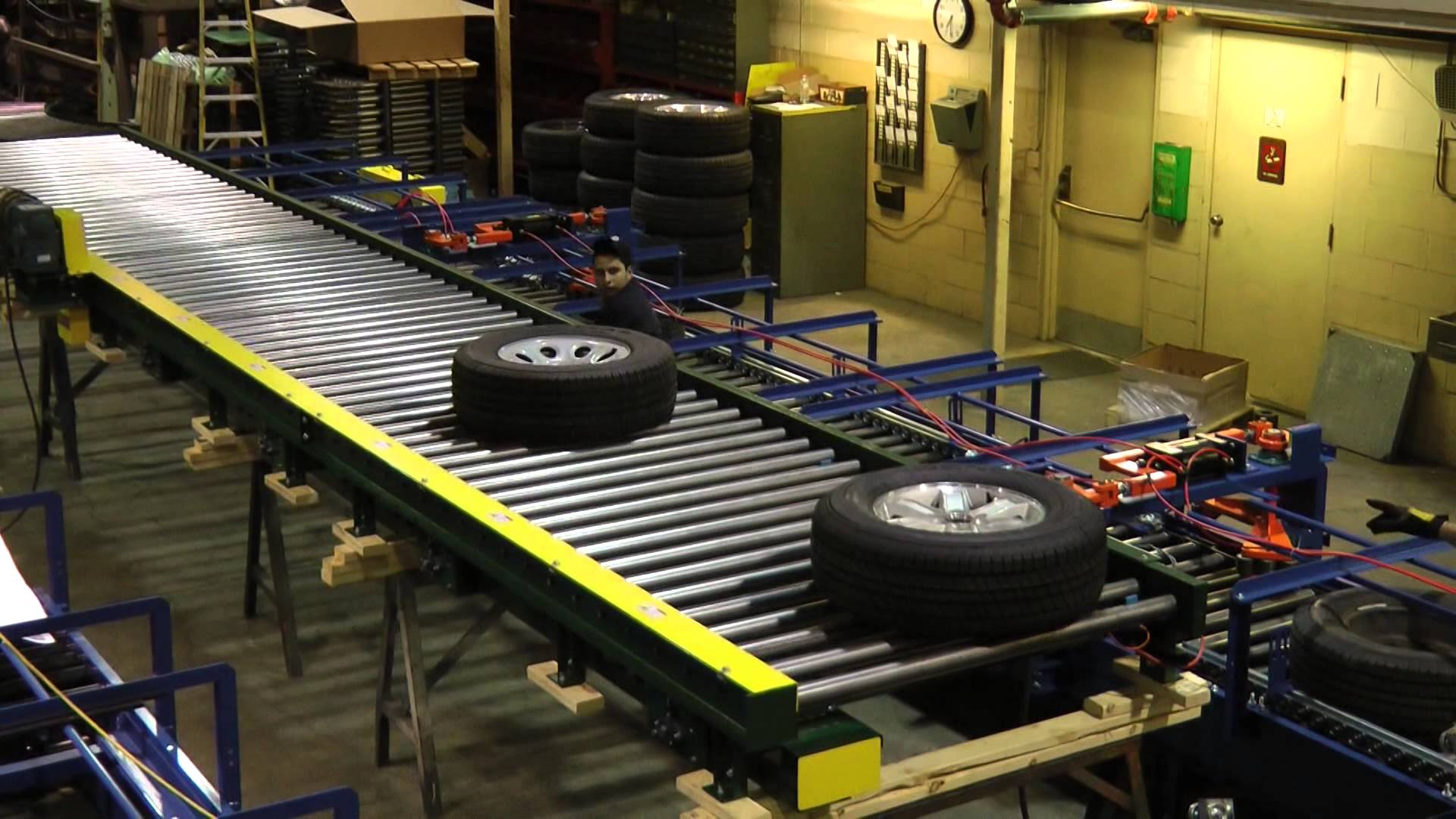 tire transport roller conveyor