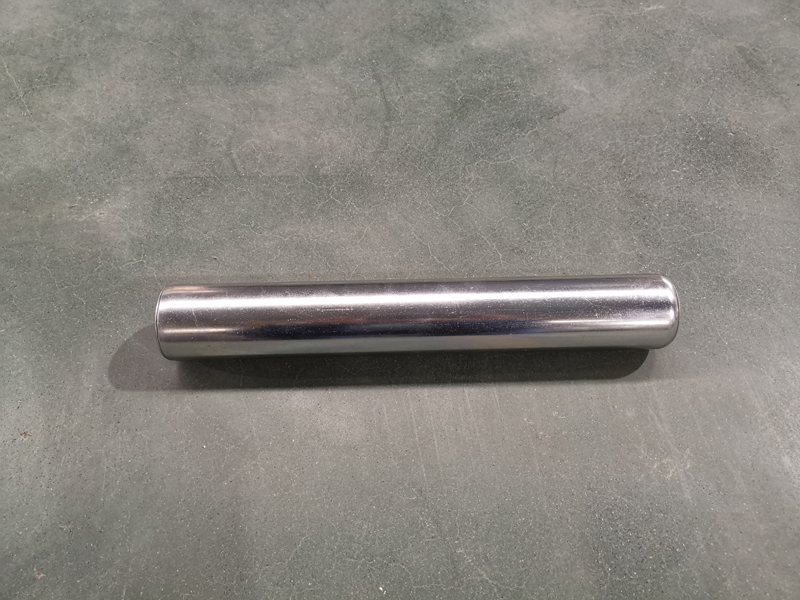 pallet handling gravity roller