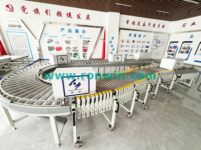 Case-Packed Middle Duty Roller Conveyor System