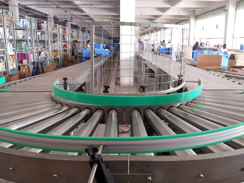 Double Sprocket Driven Curved Roller Conveyor